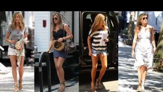 'Jennifer Aniston\'s Secret to Perfect Summer Legs | Celebrity Style | POPSUGAR Fashion'